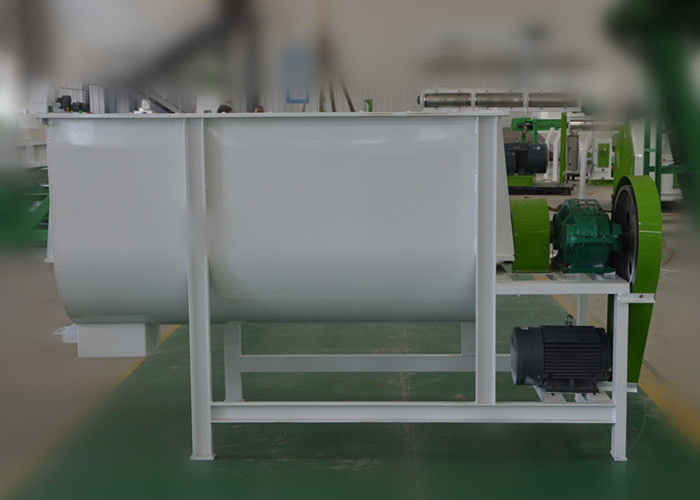 Horizontal Chicken Feed Mixer Machine Single Shaft Convenient Operation